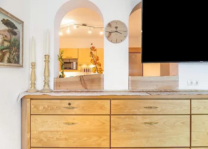 アパート Paula ロイタシュ